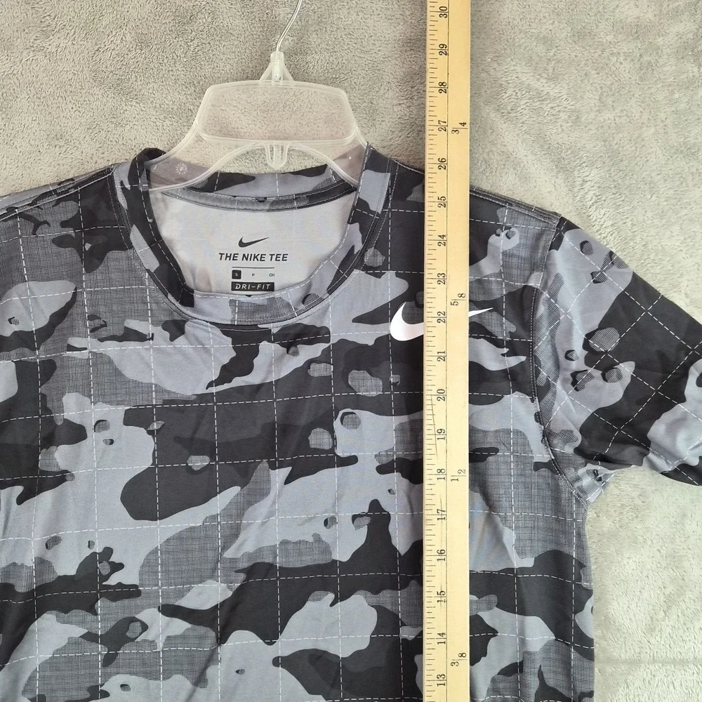 Nike item dri